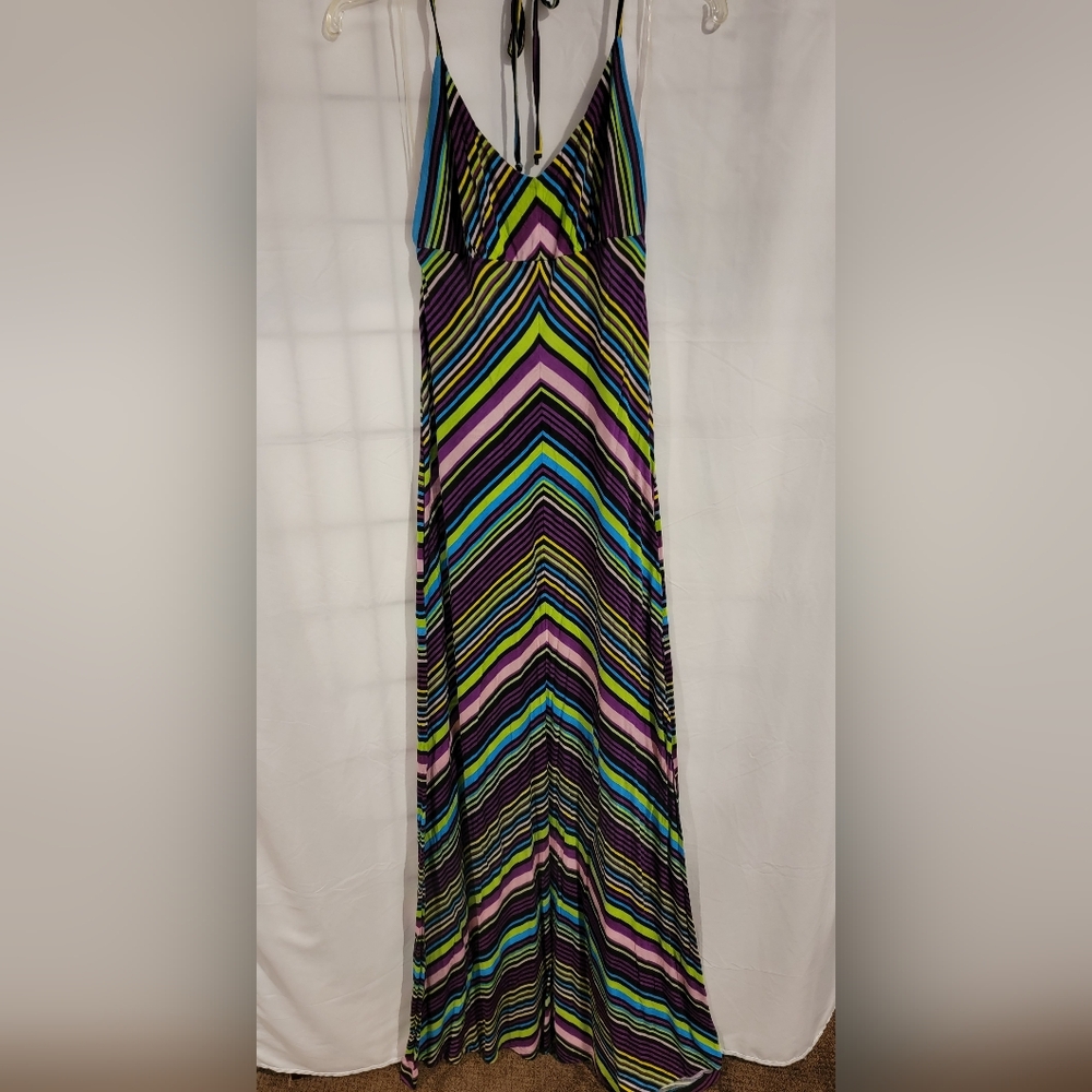 Womens Pretty Rebellious Dress, Size L